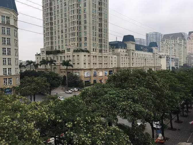 Cho thuê nhà số 57C mặt đường Mễ Trì đối diện The Manor 