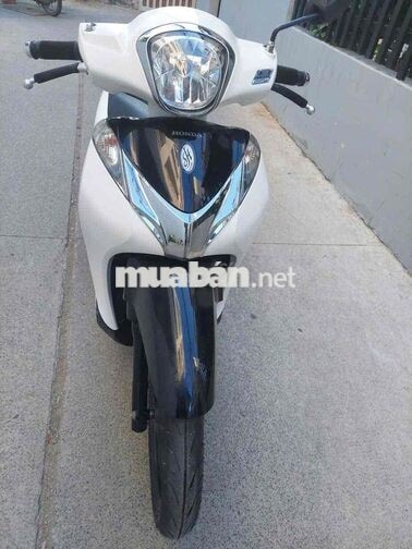 Honda SH Mode 2018 Trắng đen Tự động