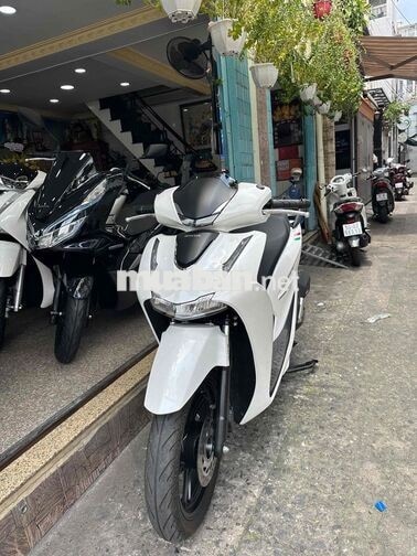 SH 160i ABS 2026 Trắng Đen Sporty BSTP Chính Chủ