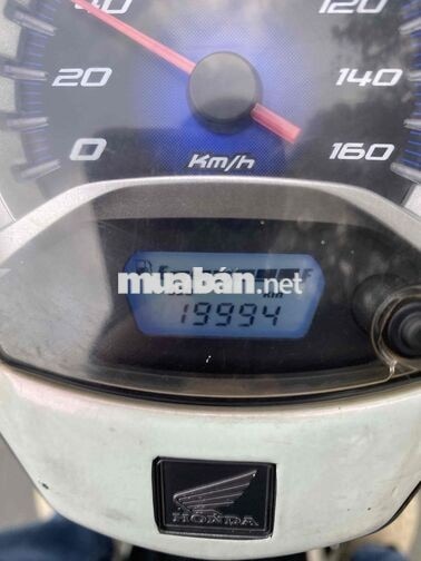 AIRBLADE 2015 MỚI ĐI ĐƯỢC 20K