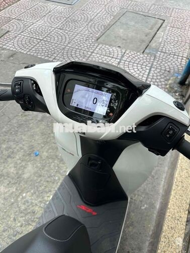 SH 160i ABS 2026 Trắng Đen Sporty BSTP Chính Chủ