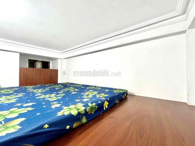 Cho Thuê Căn Hộ Gác Full Nội Thất Rộng 30m2 Ngay Nhà Hát Hoà Bình