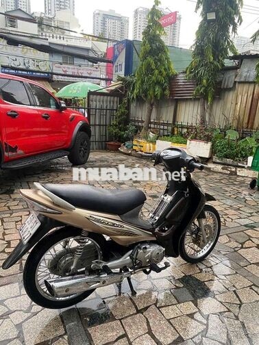 suzuki smat revo
