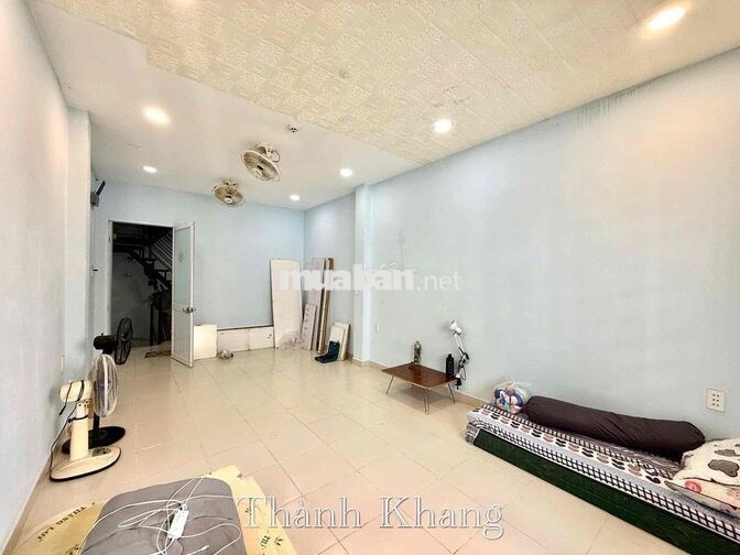 Cho Thuê Căn Hộ Nguyên Tầng 40m2 Cửa Sổ Ngay Đại Học Kinh Tế UEH Q10
