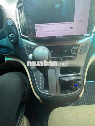 Hyundai Starex 2016 9 chỗ Tự động Nâu