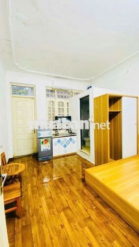 CCMN full đồ Hoàng Cầu 4tr - ban công, thang bộ