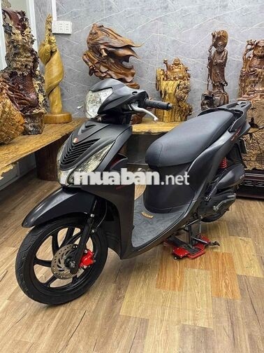 Honda Vision dàn áo đẹp keng, máy móc bao êm