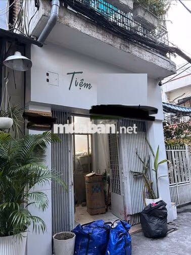 🔥 HOT! NHÀ HẺM XE HƠI CMT8 - Q10, 2 TẦNG - CHỈ 12TR/THÁNG 🔥