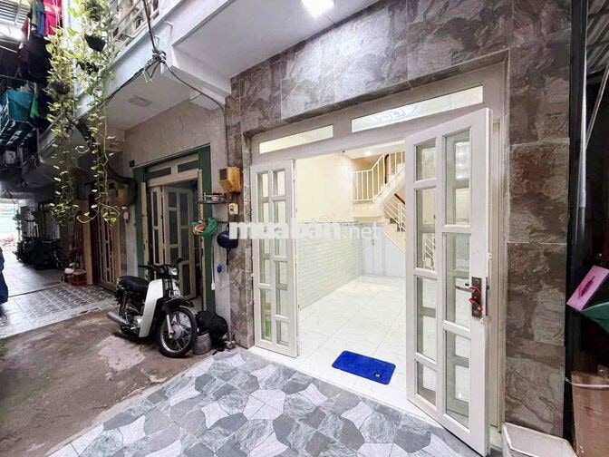 Bán nhà hẻm 1206 huỳnh tấn phát