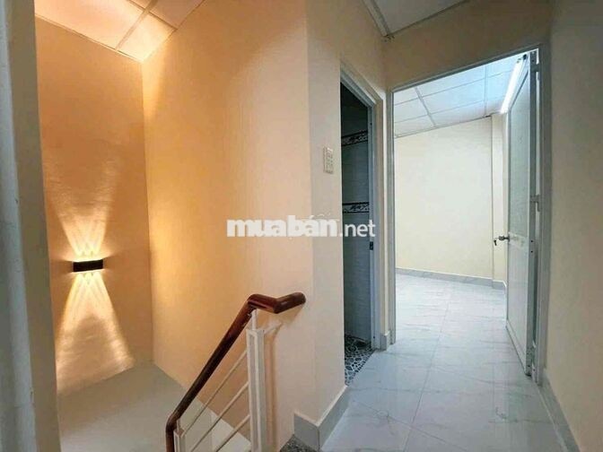 Bán nhà hẻm 1206 huỳnh tấn phát