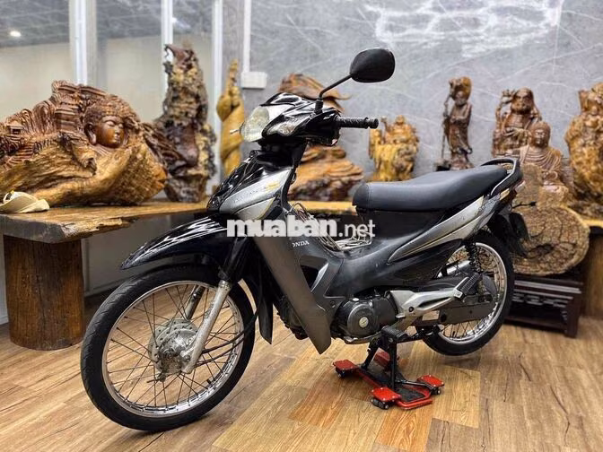 Honda Wave S dàn áo liền lạc cứng cáp, máy bao êm