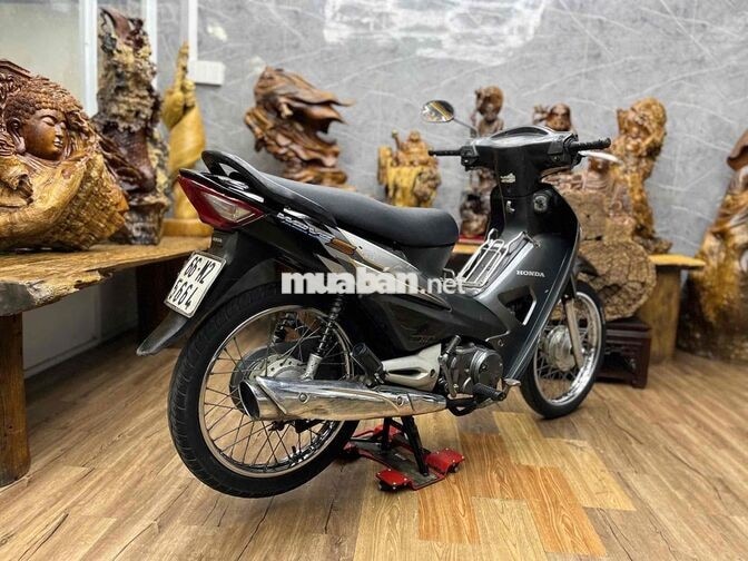 Honda Wave S dàn áo liền lạc cứng cáp, máy bao êm