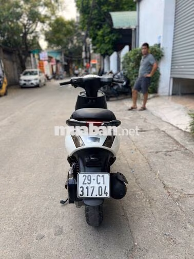Piaggio Zip 2017 100cc Trắng, chính chủ, chạy êm