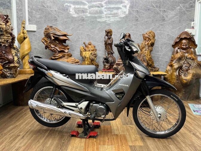Honda Wave S dàn áo liền lạc cứng cáp, máy bao êm