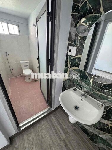 Cho thuê nhà 3 tầng mặt tiền Châu Thượng Văn - Hải Châu Rộng Rãi