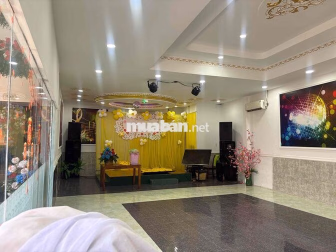 mặt bằng 1300m2 ql50 hợp kd nhà hàng, gym, showroom, bida, kho bãi,..