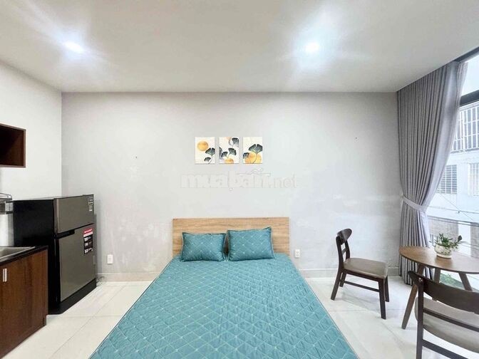 Căn Hộ Studi Ban Công, Thang Máy, Hầm Xe, Full NT, Ngay Chợ Bà Chiểu