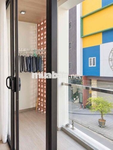 Cho Thuê Căn Hộ Đà Nẵng Sát Biển Có Ban Công Beach Apartment for rent