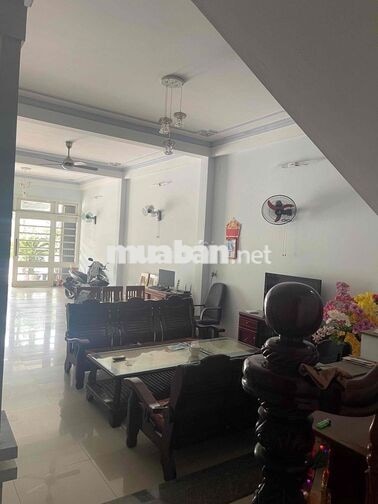 cho thuê nhà 2 tầng Lê Văn Hiến