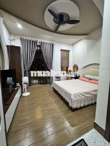 bán nhà mặt tiền đường Hòa Mỹ 9