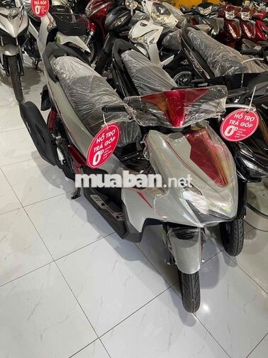Honda Air Blade 125 Xám đỏ 100km