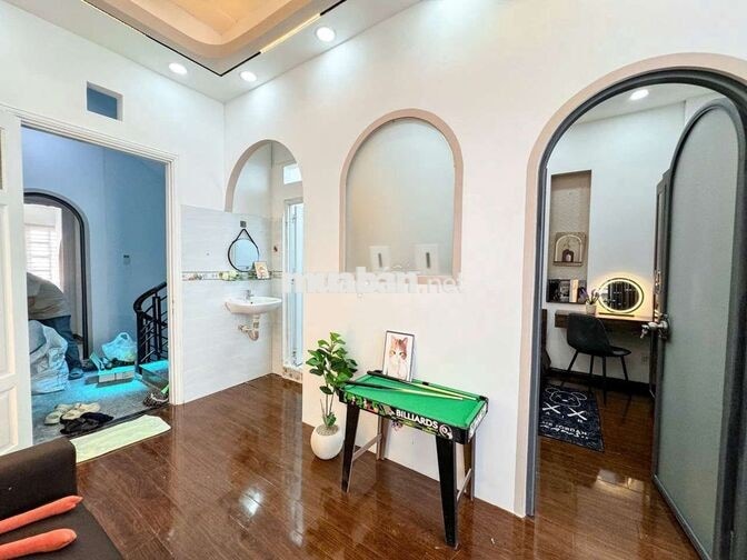​Cho thuê căn hộ 2pn 45m2 ban công - Tô Hiến Thành Q10, gần Big C GO!