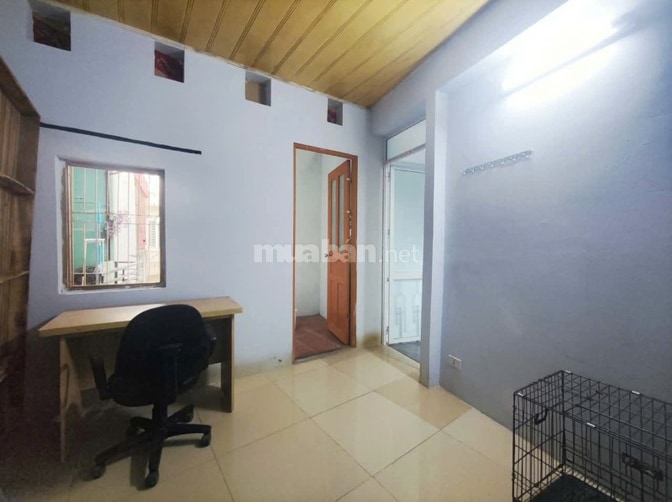 Cho thuê nhà 2 ngủ phố Đào Tấn, Ba Đình, Hà Nội