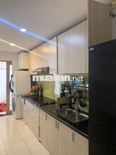 Cho thuê căn hộ chung cư nest home (cho thuê từ tháng 10)