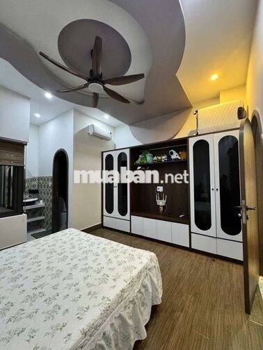 bán nhà mặt tiền đường Hòa Mỹ 9