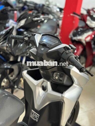 Honda Vario 125 2020 Bạc Đen Sport.Chích chủ.