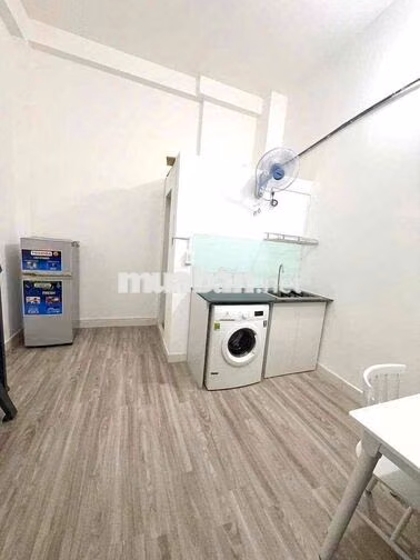 DUPLEX GÁC SIÊU RỘNG NGAY TRUNG TÂM Q3
