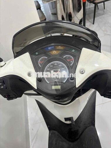 Honda SH125 Ý Trắng