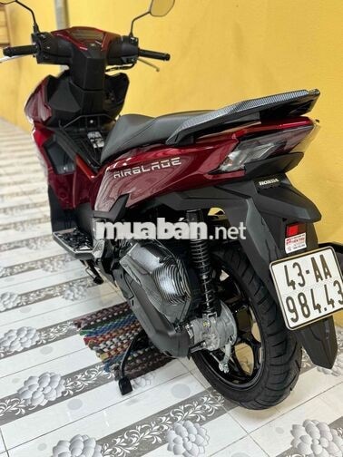 Air Blade 160 ABS 2026 Đỏ đen bay mùi xe mới