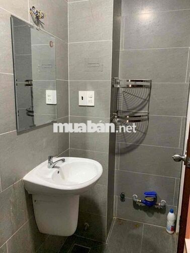 CHO THUÊ PHÒNG SIU HẠT DẺ NGAY CẦU NGUYỄN CỪ Q5