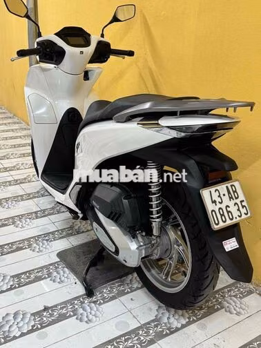 SH 125 đời 2026 trắng đen siêu mới 43AB-086.35