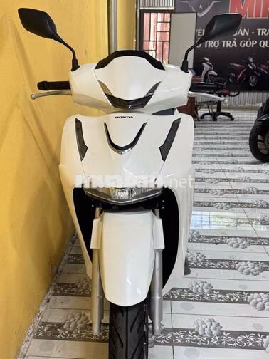 SH 125 đời 2026 trắng đen siêu mới 43AB-086.35