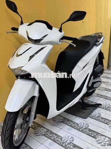 SH 125 đời 2026 trắng đen siêu mới 43AB-086.35