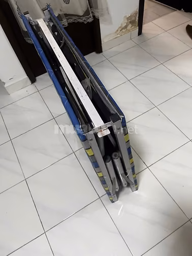 PASS 2 GIƯỜNG SẮT ( LỚN 1tr1 NHỎ 400k)
