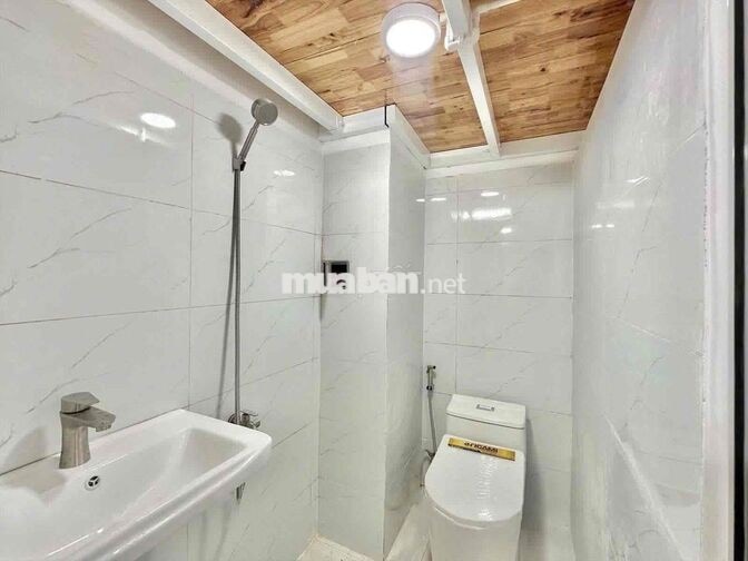 Phòng mới xây  - Cửa Sổ Trời tại chợ BÌNH THÀNH  chỉ #3tr1