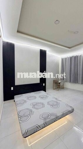 CHO THUÊ CHDV QUẬN 3, full NT, 25m2 có thang máy
