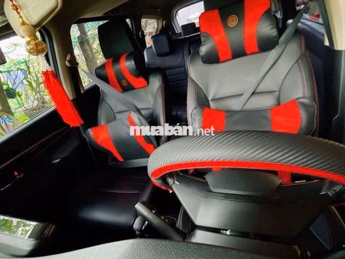 Suzuki XL7 GLX 2022 Trắng full hãng 4v8