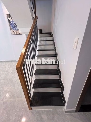 CHO THUÊ NHÀ TÂN SƠN NHÌ - 13TRIEU- 3PN - MỚI TINH- CÓ NỘI THẤT