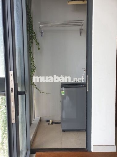 Studio full nội thất cao cấp ngã 4 Hàng Xanh view đẹp thoáng mát