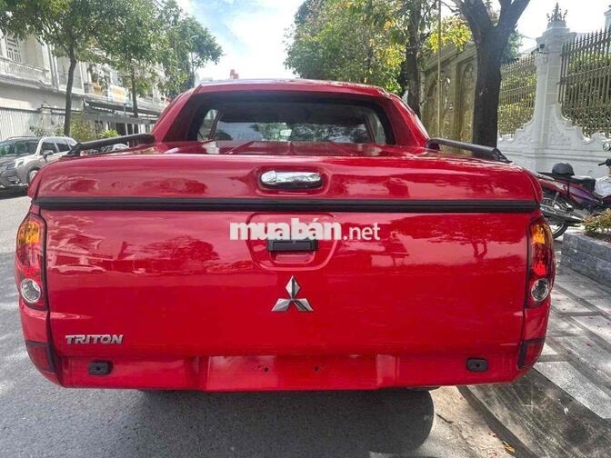 Mitsubishi Triton 2014 4x4 MT Hai Cầu ĐK 2015