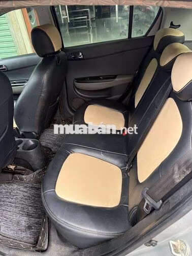 Hyundai i20 2012 Bạc Nhập khẩu