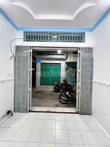 BÁN NHÀ HẺM 4M (XH) LẠC LONG QUÂN, P.3,Q.11, 3,88 TỶ