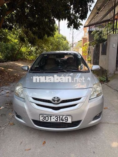 Toyota Vios E Số sàn Bạc