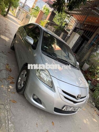 Toyota Vios E Số sàn Bạc