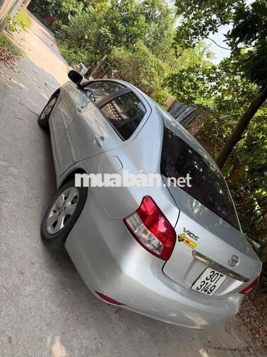 Toyota Vios E Số sàn Bạc