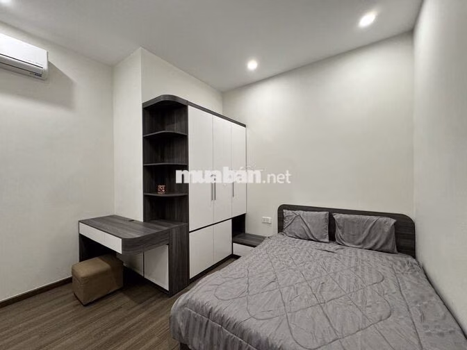 Cho thuê căn hộ 2 phòng ngủ, có hồ bơi, mới sạch sẽ, giá cực rẻ